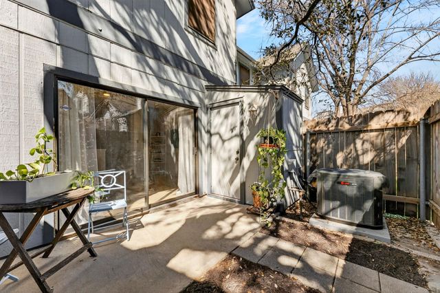 1411 Gracy Farms LN 118, Austin, TX 78758