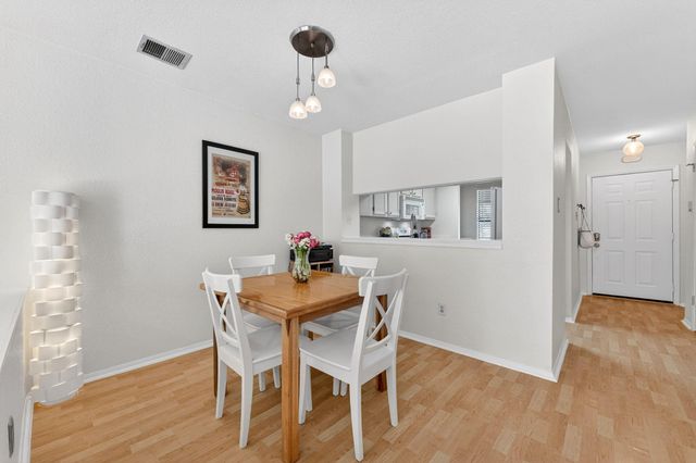 1411 Gracy Farms LN 118, Austin, TX 78758