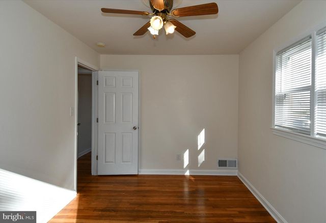 1316 S DINWIDDIE ST, Arlington, VA 22206