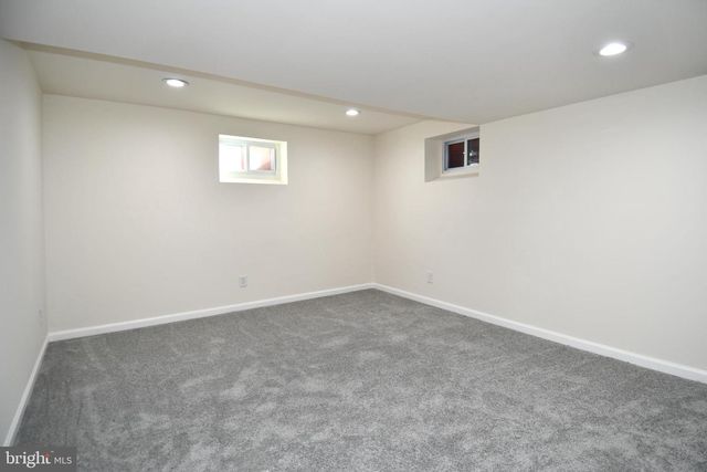 1316 S DINWIDDIE ST, Arlington, VA 22206