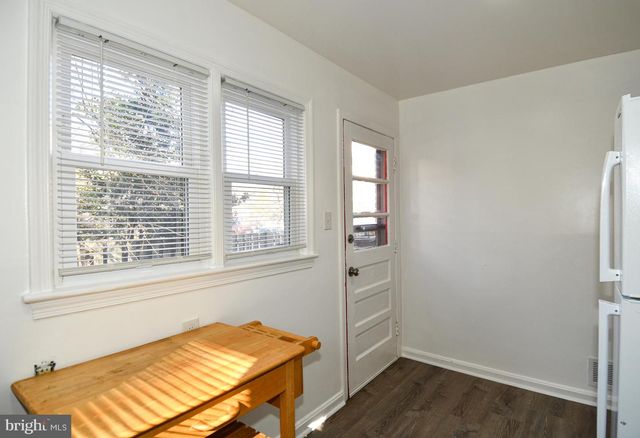 1316 S DINWIDDIE ST, Arlington, VA 22206
