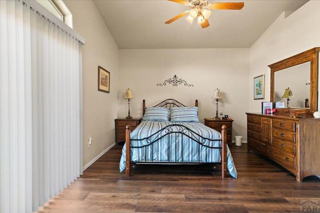 1040 Willowcrest Dr, Pueblo, CO 81005