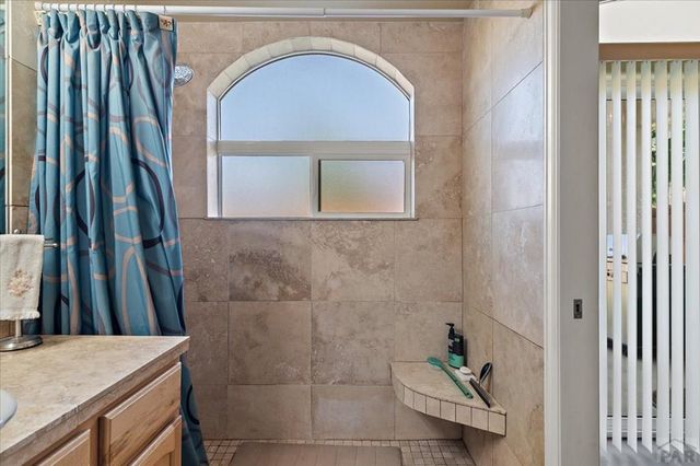 1040 Willowcrest Dr, Pueblo, CO 81005