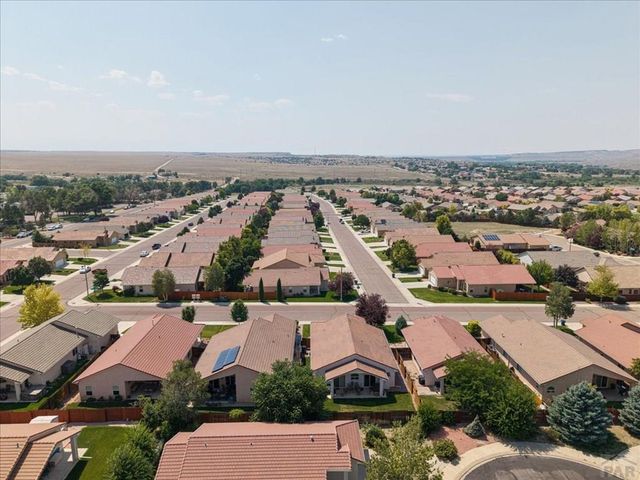 1040 Willowcrest Dr, Pueblo, CO 81005