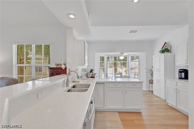 680 Wiggins Lake DR 202, Naples, FL 34110