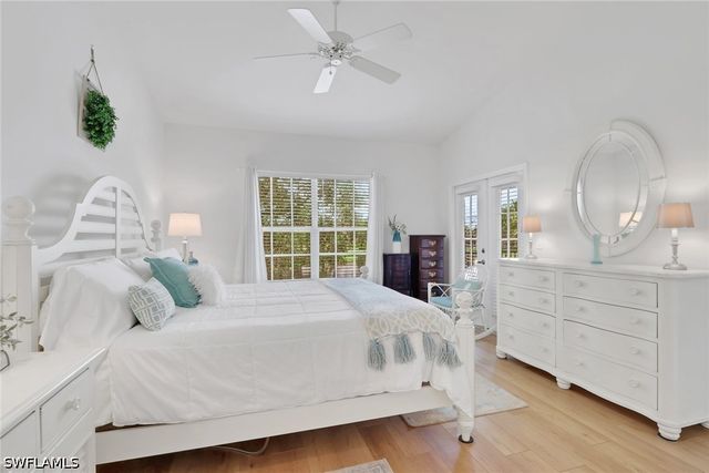 680 Wiggins Lake DR 202, Naples, FL 34110