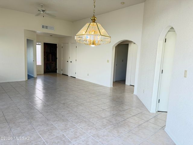 10410 E Passkey Drive, Tucson, AZ 85748