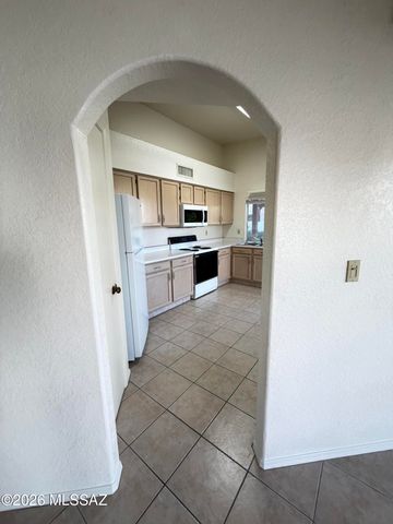 10410 E Passkey Drive, Tucson, AZ 85748