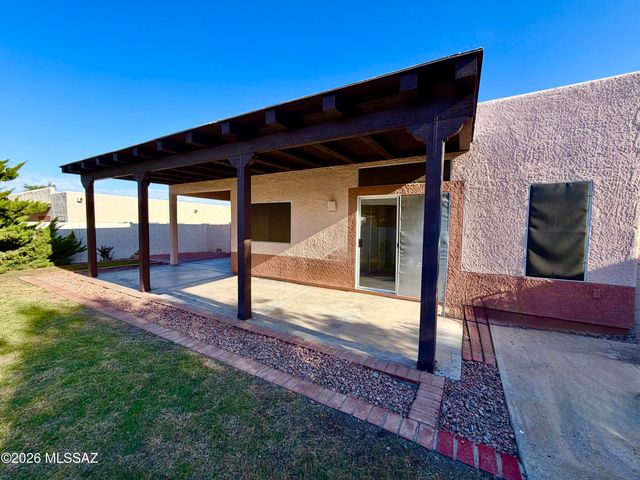 10410 E Passkey Drive, Tucson, AZ 85748