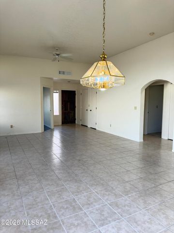 10410 E Passkey Drive, Tucson, AZ 85748