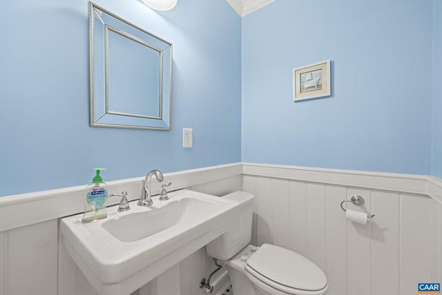 150 LYNX FARM LN, Charlottesville, VA 22903