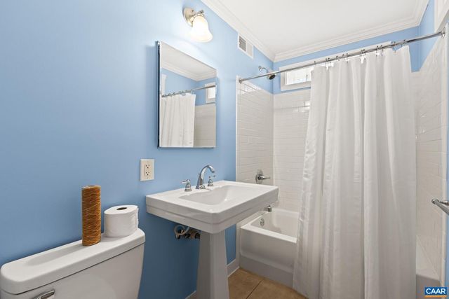 150 LYNX FARM LN, Charlottesville, VA 22903