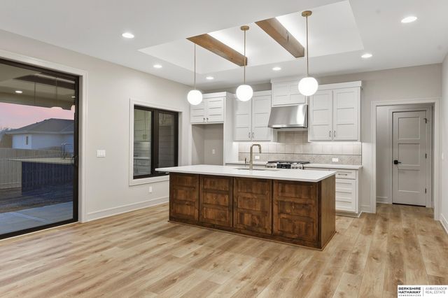 2204 N 182nd Avenue, Elkhorn, NE 68022