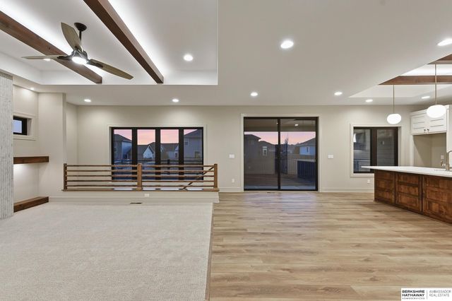 2204 N 182nd Avenue, Elkhorn, NE 68022