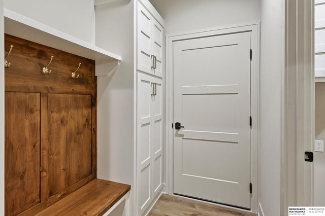 2204 N 182nd Avenue, Elkhorn, NE 68022