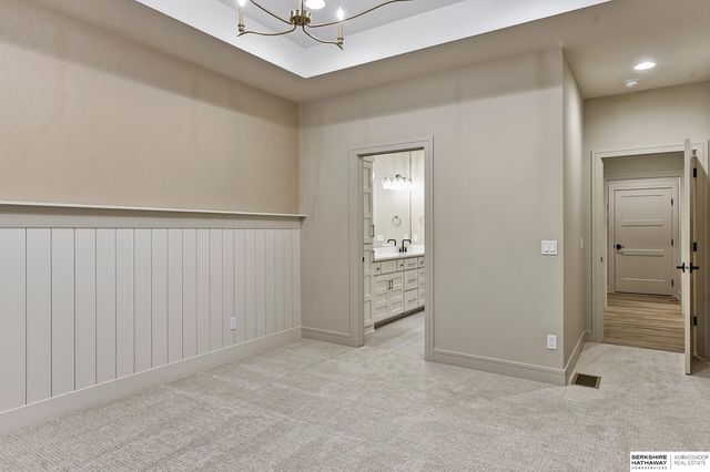 2204 N 182nd Avenue, Elkhorn, NE 68022