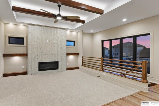 2204 N 182nd Avenue, Elkhorn, NE 68022