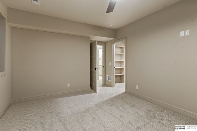 2204 N 182nd Avenue, Elkhorn, NE 68022