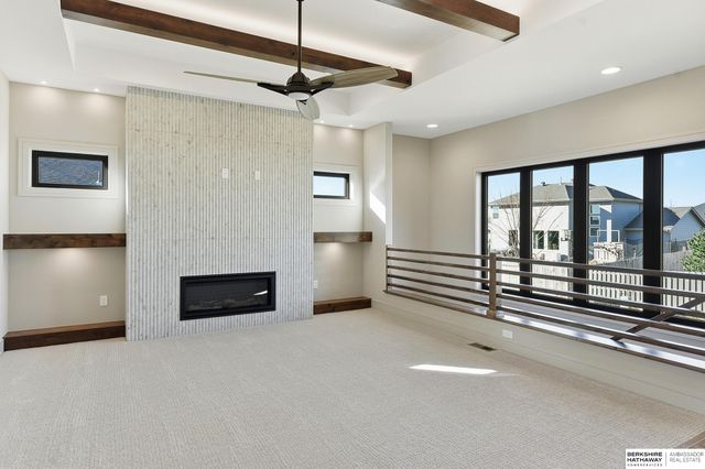 2204 N 182nd Avenue, Elkhorn, NE 68022