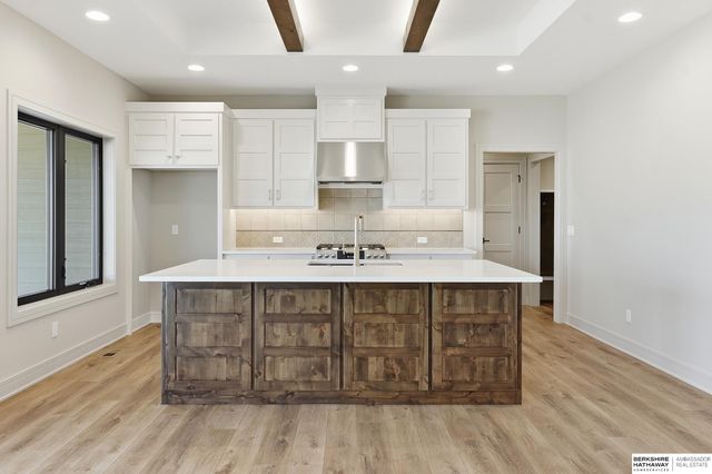 2204 N 182nd Avenue, Elkhorn, NE 68022