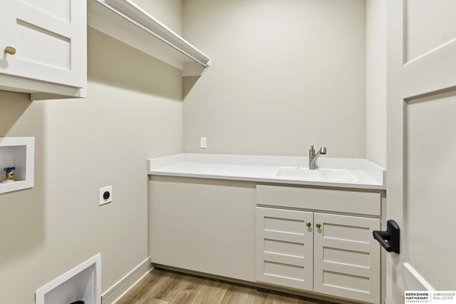 2204 N 182nd Avenue, Elkhorn, NE 68022