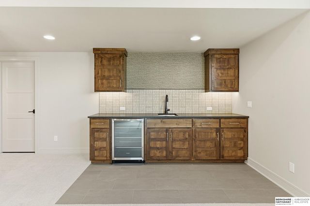 2204 N 182nd Avenue, Elkhorn, NE 68022