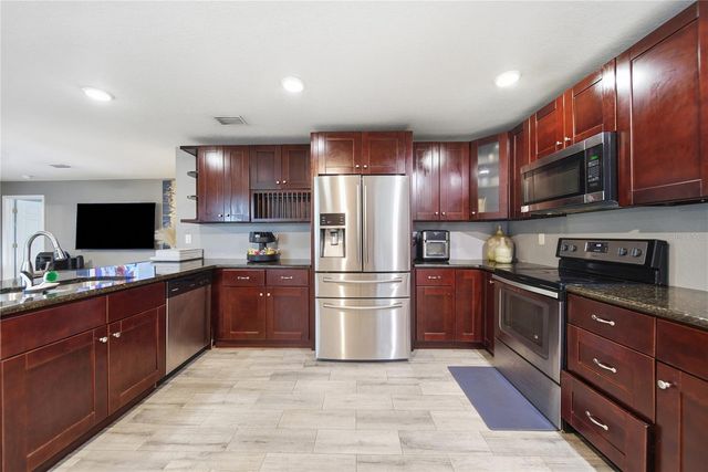 1542 28TH STREET S, St Petersburg, FL 33712