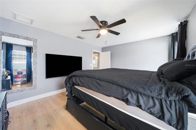 1542 28TH STREET S, St Petersburg, FL 33712