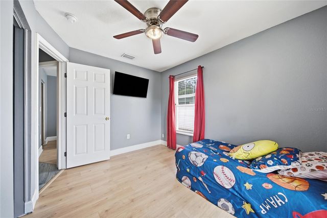 1542 28TH STREET S, St Petersburg, FL 33712