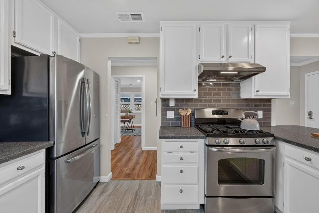 621 E 16th Avenue, San Mateo, CA 94402