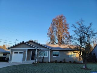 3325 Ferndell St NE, Salem, OR 97301