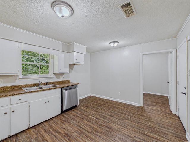 208 Raney Place, Jacksonville, AR 72076