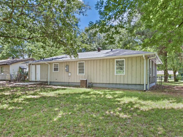 208 Raney Place, Jacksonville, AR 72076
