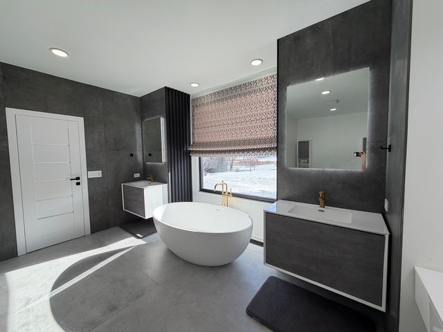 9605 S Muirfield Drive, Lakewood, IL 60014