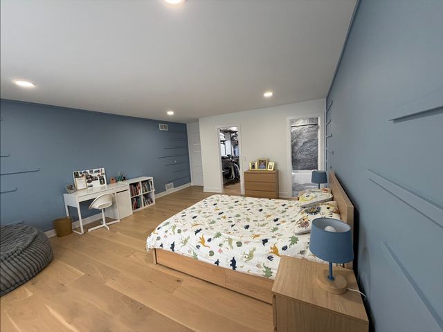 9605 S Muirfield Drive, Lakewood, IL 60014