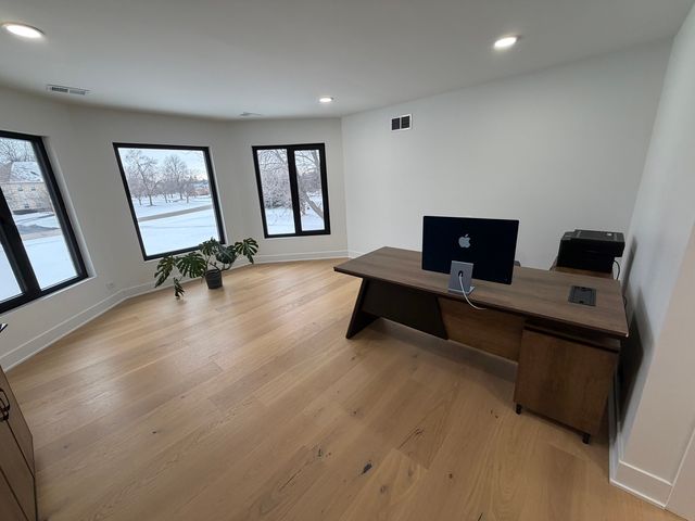 9605 S Muirfield Drive, Lakewood, IL 60014