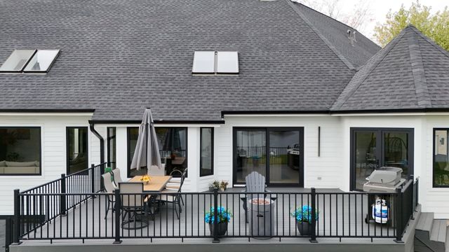 9605 S Muirfield Drive, Lakewood, IL 60014