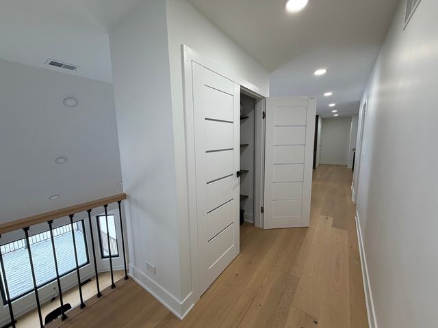 9605 S Muirfield Drive, Lakewood, IL 60014