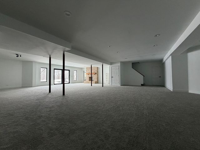 9605 S Muirfield Drive, Lakewood, IL 60014