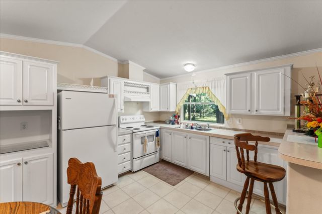 188 Albany Drive, Mabank, TX 75156