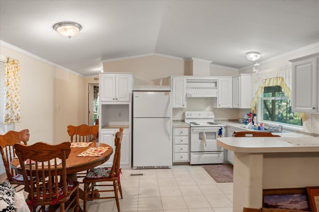 188 Albany Drive, Mabank, TX 75156