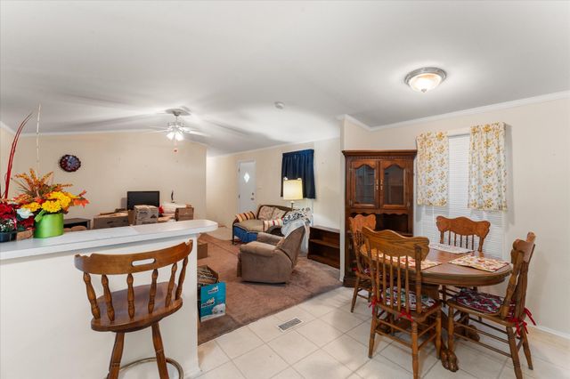 188 Albany Drive, Mabank, TX 75156