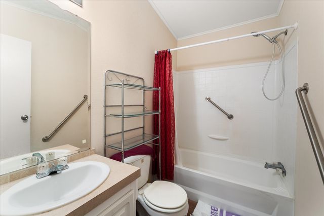 188 Albany Drive, Mabank, TX 75156