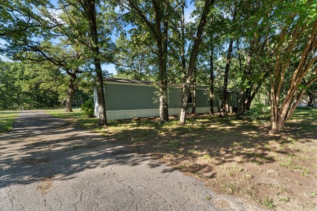 188 Albany Drive, Mabank, TX 75156