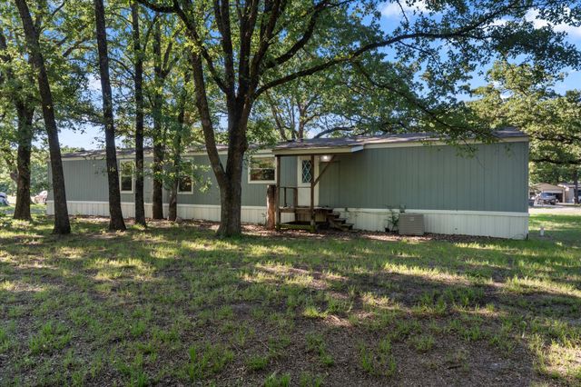 188 Albany Drive, Mabank, TX 75156