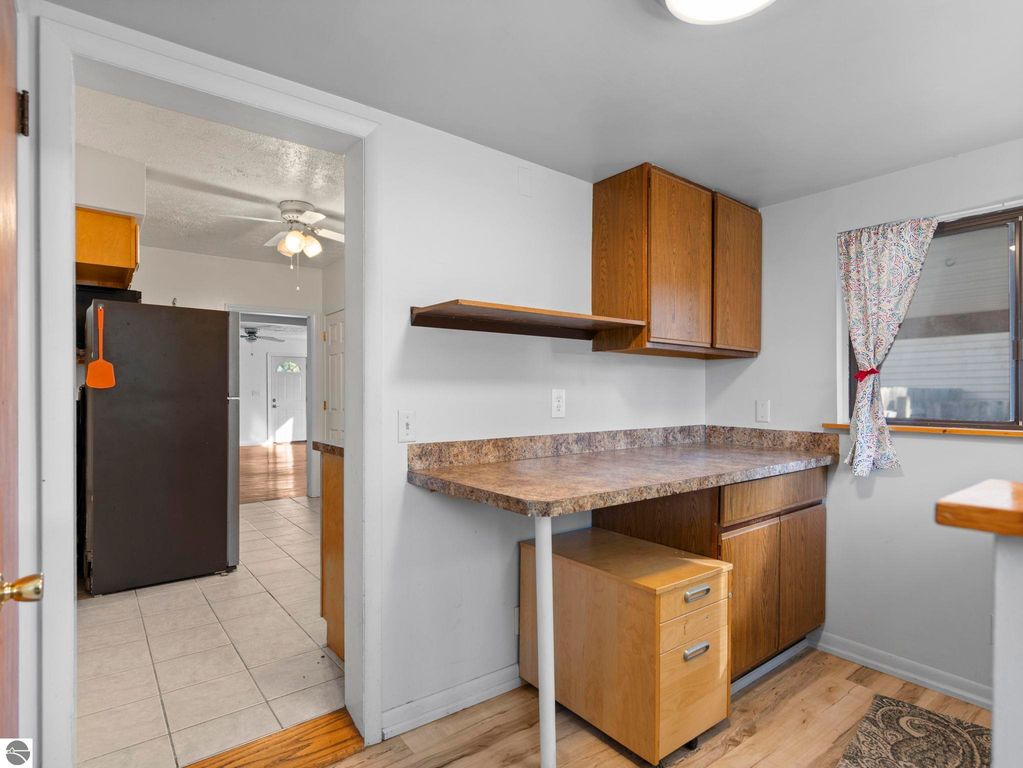 Image 11 of property listing at 111 W Fourteenth Street, Traverse City, MI 49684