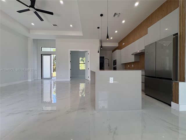 6186 N Everglades blvd, Naples, FL 34120