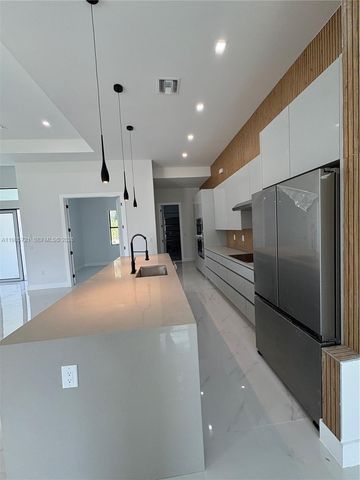 6186 N Everglades blvd, Naples, FL 34120