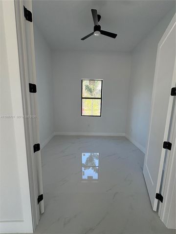 6186 N Everglades blvd, Naples, FL 34120