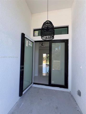 6186 N Everglades blvd, Naples, FL 34120